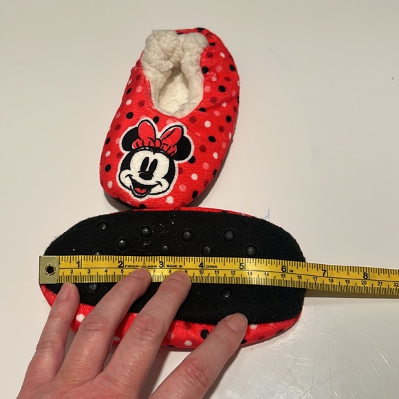 🎁🎁Holiday Flash Sale🎁🎁 GUC Minnie Mouse Toddler Slippers - Picture 3 of 3